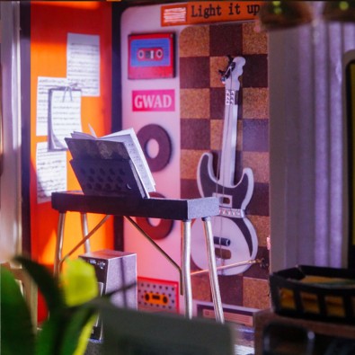 Robotime: Kevin's Studio - 3D Puzzle (1:24)