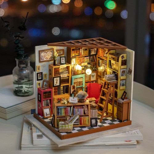 Robotime: Sam's Study - 3D Puzzle (1:24)