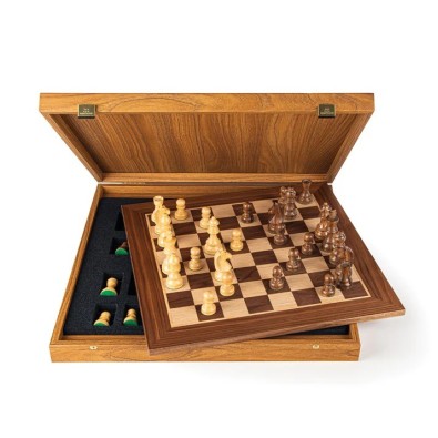 Walnut Chess Set - 40x40cm with Staunton Chessmen (8.5cm King)